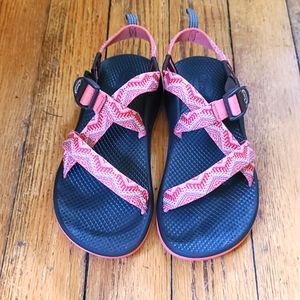 Chaco girls sz 6